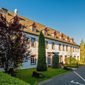 Titelbild: Hillesheim - Augustiner Hotel
