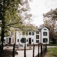Titelbild: Eisenberg - Villa Renting